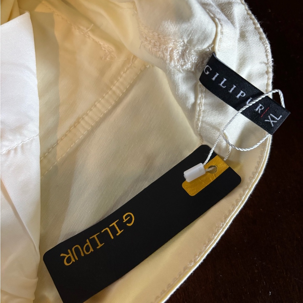 GILIPUR Cream Cargo pants